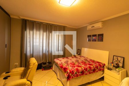 Casa à venda com 400m², 2 quartos e 2 vagas Casa à venda com 400m², 2 quartos e 2 vagasSuíte 2