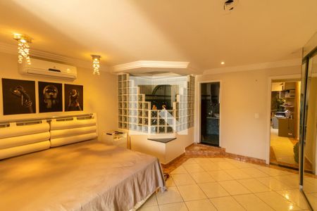 Suíte 1 de casa à venda com 2 quartos, 400m² em Vila Rio Branco, São Paulo