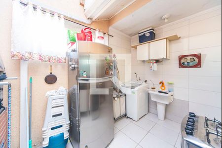 Casa à venda com 111m², 3 quartos e 2 vagas Casa à venda com 111m², 3 quartos e 2 vagasCozinha e Área de Serviço