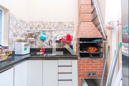 Casa à venda com 111m², 3 quartos e 2 vagas Casa à venda com 111m², 3 quartos e 2 vagasPia e Churrasqueira