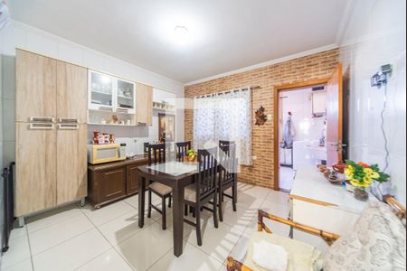 Casa à venda com 111m², 3 quartos e 2 vagas Casa à venda com 111m², 3 quartos e 2 vagasCopa