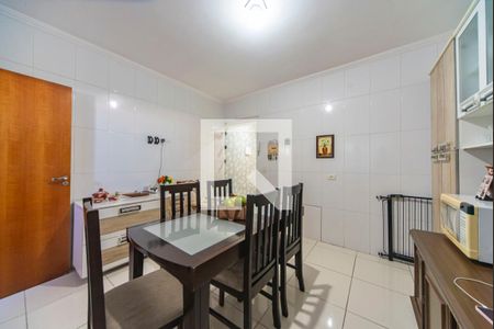 Casa à venda com 111m², 3 quartos e 2 vagas Casa à venda com 111m², 3 quartos e 2 vagasCopa