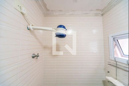 Casa à venda com 111m², 3 quartos e 2 vagas Casa à venda com 111m², 3 quartos e 2 vagasBanheiro Social