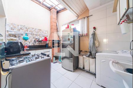 Casa à venda com 111m², 3 quartos e 2 vagas Casa à venda com 111m², 3 quartos e 2 vagasCozinha e Área de Serviço