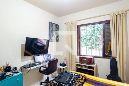 Casa à venda com 275m², 3 quartos e 3 vagas Casa à venda com 275m², 3 quartos e 3 vagasQuarto 2