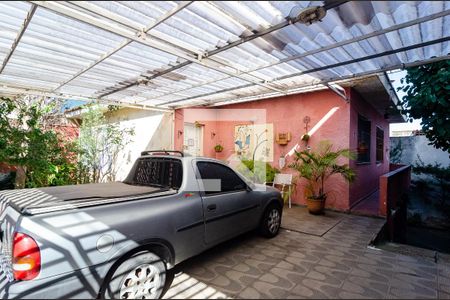 Casa à venda com 275m², 3 quartos e 3 vagas Casa à venda com 275m², 3 quartos e 3 vagasGaragem