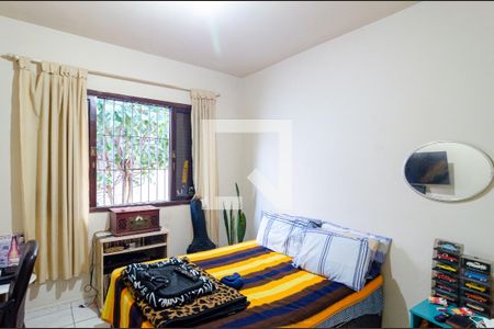 Casa à venda com 275m², 3 quartos e 3 vagas Casa à venda com 275m², 3 quartos e 3 vagasQuarto 2