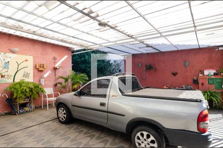 Casa à venda com 275m², 3 quartos e 3 vagas Casa à venda com 275m², 3 quartos e 3 vagasGaragem