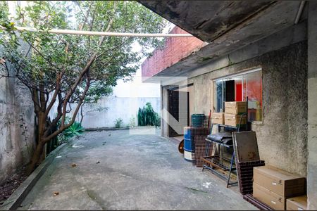 Casa à venda com 275m², 3 quartos e 3 vagas Casa à venda com 275m², 3 quartos e 3 vagasQuintal