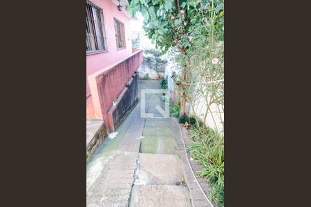 Casa à venda com 275m², 3 quartos e 3 vagas Casa à venda com 275m², 3 quartos e 3 vagasGaragem