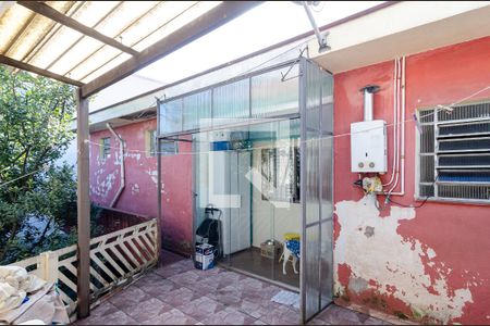 Casa à venda com 275m², 3 quartos e 3 vagas Casa à venda com 275m², 3 quartos e 3 vagasLavanderia