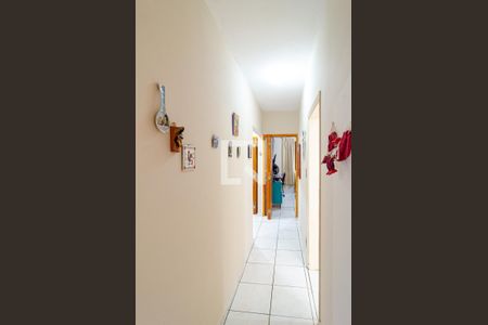 Casa à venda com 275m², 3 quartos e 3 vagas Casa à venda com 275m², 3 quartos e 3 vagasCorredor