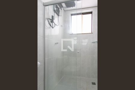 Apartamento para alugar com 253m², 4 quartos e 3 vagasBanheiro da Suíte 1