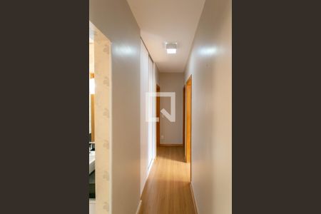 Corredor de apartamento para alugar com 4 quartos, 253m² em Castelo, Belo Horizonte