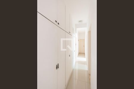 Apartamento à venda com 102m², 3 quartos e 1 vagaCorredor