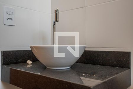 Apartamento para alugar com 50m², 2 quartos e 1 vaga Apartamento para alugar com 50m², 2 quartos e 1 vagaBanheiro