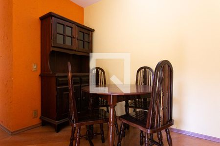 Sala - Mesa e Cadeiras de apartamento para alugar com 2 quartos, 47m² em Jardim Textil, São Paulo