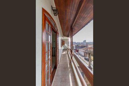 Varanda Sala de casa para alugar com 3 quartos, 294m² em Vila Ponte Rasa, São Paulo