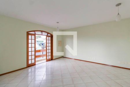 Sala de casa para alugar com 3 quartos, 294m² em Vila Ponte Rasa, São Paulo