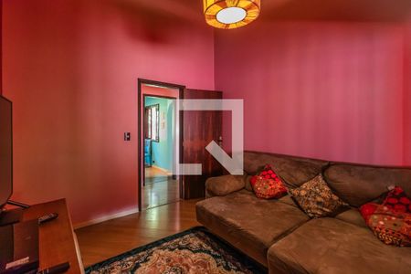 Casa de condomínio para alugar com 360m², 4 quartos e 3 vagas Casa de condomínio para alugar com 360m², 4 quartos e 3 vagasSala de TV