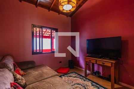 Casa de condomínio para alugar com 360m², 4 quartos e 3 vagas Casa de condomínio para alugar com 360m², 4 quartos e 3 vagasSala de TV