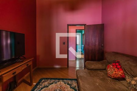 Casa de condomínio para alugar com 360m², 4 quartos e 3 vagas Casa de condomínio para alugar com 360m², 4 quartos e 3 vagasSala de TV