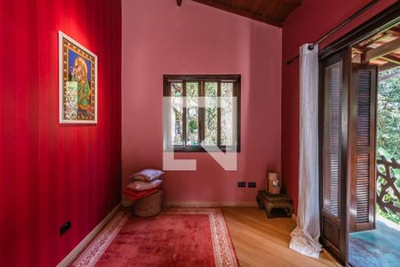 Casa de condomínio para alugar com 360m², 4 quartos e 3 vagas Casa de condomínio para alugar com 360m², 4 quartos e 3 vagasSuíte