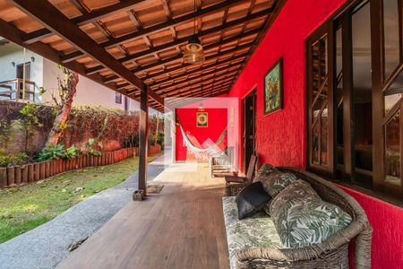 Casa de condomínio para alugar com 360m², 4 quartos e 3 vagas Casa de condomínio para alugar com 360m², 4 quartos e 3 vagasÁrea Externa