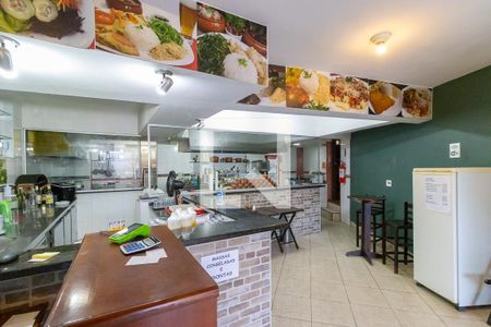 Casa à venda com 544m², 5 quartos e 5 vagasSalão 1