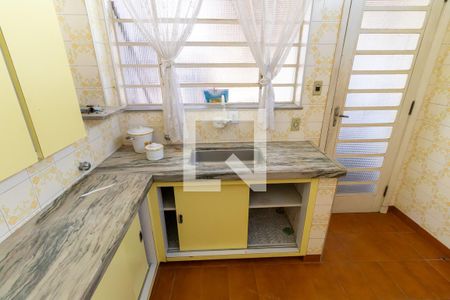 Casa à venda com 544m², 5 quartos e 5 vagasCozinha