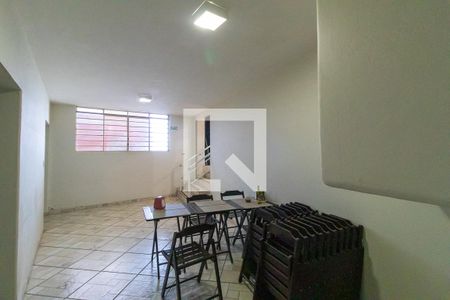 Casa à venda com 544m², 5 quartos e 5 vagasSalão 2