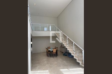 Casa à venda com 4 quartos, 307m² em Jardim Samambaia, Jundiaí