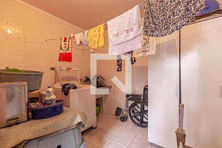 Casa à venda com 294m², 3 quartos e 4 vagasÁrea de Serviço