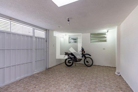 Casa à venda com 294m², 3 quartos e 4 vagasGaragem 1