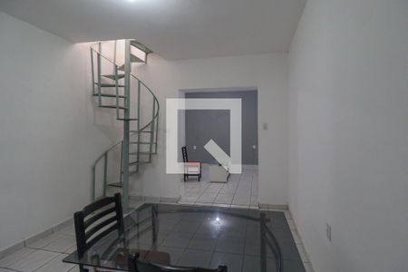 Casa à venda com 250m², 3 quartos e 2 vagasSala 2