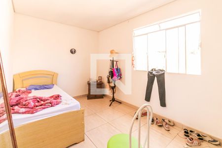 Casa à venda com 724m², 8 quartos e 2 vagasQuarto 2 - Casa 3