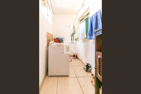 Casa à venda com 724m², 8 quartos e 2 vagasÁrea de Serviço - Casa 3