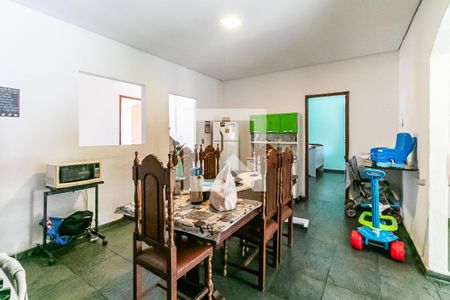 Casa à venda com 724m², 8 quartos e 2 vagasCozinha - Casa 3