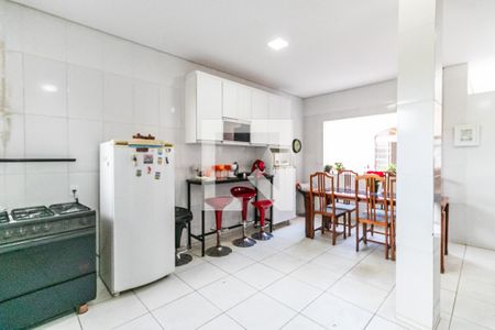 Casa à venda com 724m², 8 quartos e 2 vagasCozinha - Casa 1