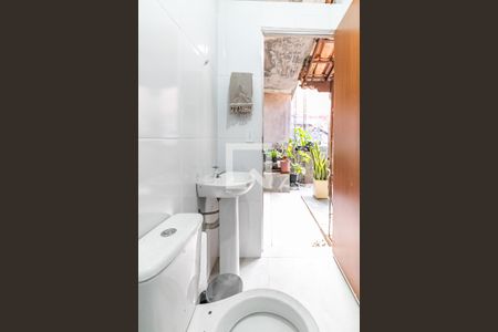 Casa à venda com 724m², 8 quartos e 2 vagasBanheiro da Suíte 3 - Casa 1