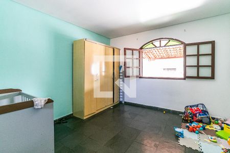 Casa à venda com 724m², 8 quartos e 2 vagasQuarto 1 - Casa 3