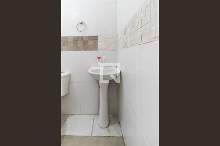 Casa à venda com 724m², 8 quartos e 2 vagasBanheiro da Suíte 4 - Casa 1