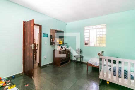Casa à venda com 724m², 8 quartos e 2 vagasQuarto 1 - Casa 3