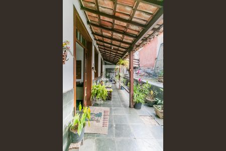 Casa à venda com 724m², 8 quartos e 2 vagasVaranda - Casa 1