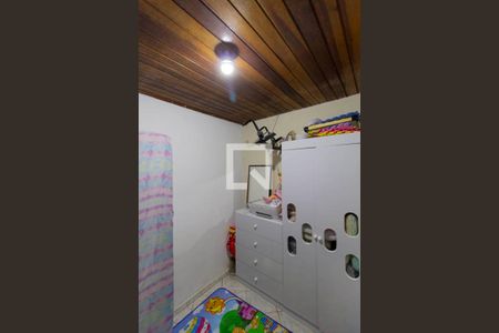 Casa à venda com 252m², 6 quartos e 3 vagasCasa 2 Quarto 2