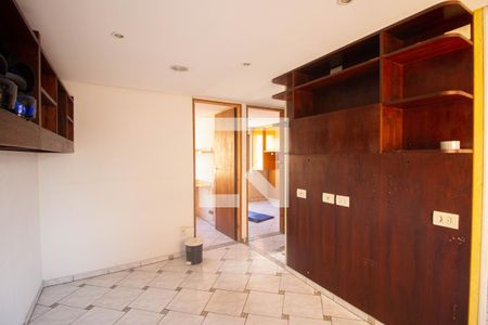 Sala de apartamento para alugar com 2 quartos, 40m² em Conjunto Residencial José Bonifácio, São Paulo
