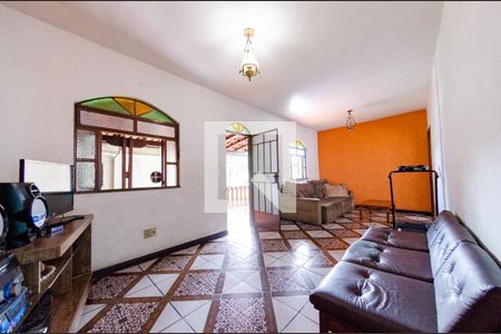Casa para alugar com 3 quartos, 360m² em Dom Bosco, Belo Horizonte