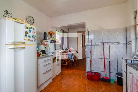 Casa à venda com 337m², 5 quartos e 6 vagas Casa à venda com 337m², 5 quartos e 6 vagasCozinha