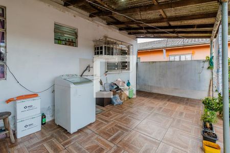 Casa à venda com 337m², 5 quartos e 6 vagas Casa à venda com 337m², 5 quartos e 6 vagasÁrea de Serviço