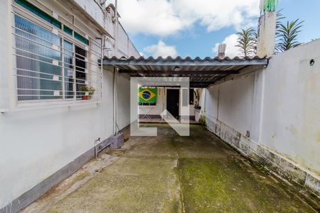 Casa à venda com 337m², 5 quartos e 6 vagas Casa à venda com 337m², 5 quartos e 6 vagasGaragem